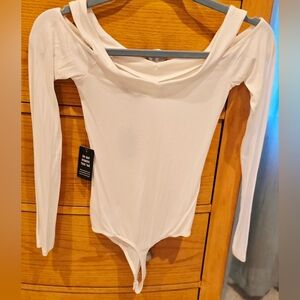 NWT Express White Cut-out Shoulder Bodysuit, S, Long Sleeve